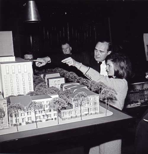 Jacqueline Kennedy views the model of Jackson Place at Lafayette Square, with architect John Carl Warnecke, September 25, 1962. Photo by Robert Knudsen, White House, Office of the Naval Aide. Courtesy John F. Kennedy Library.