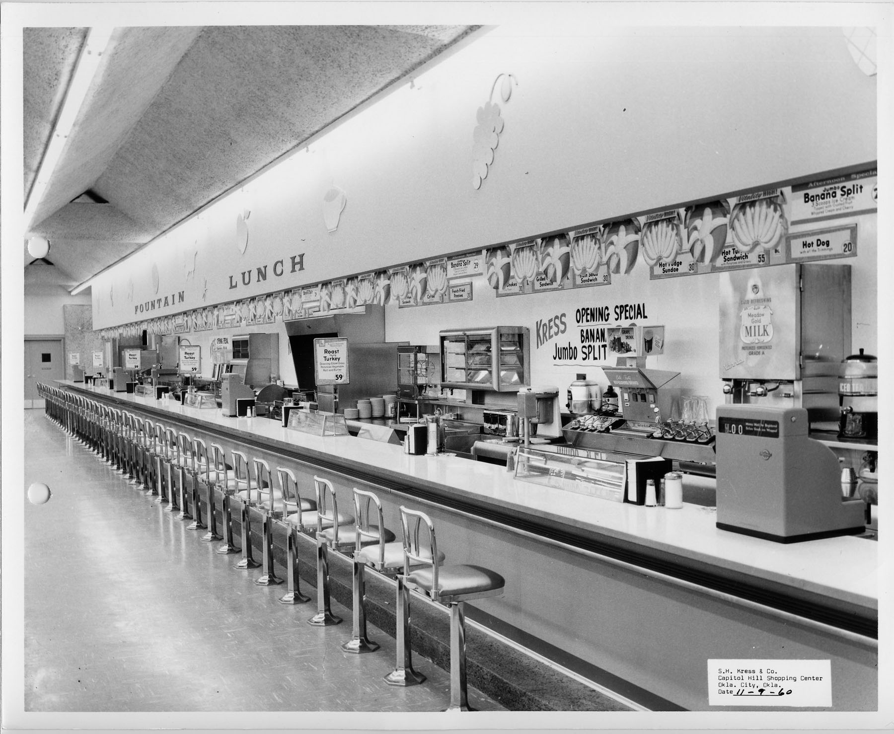New lunch counter at the Capitol Hill S.H. Kress & Co. store ready for service, November 9, 1960. Photo by Meyers Photo Shop of Oklahoma City, National Building Museum Collection.
