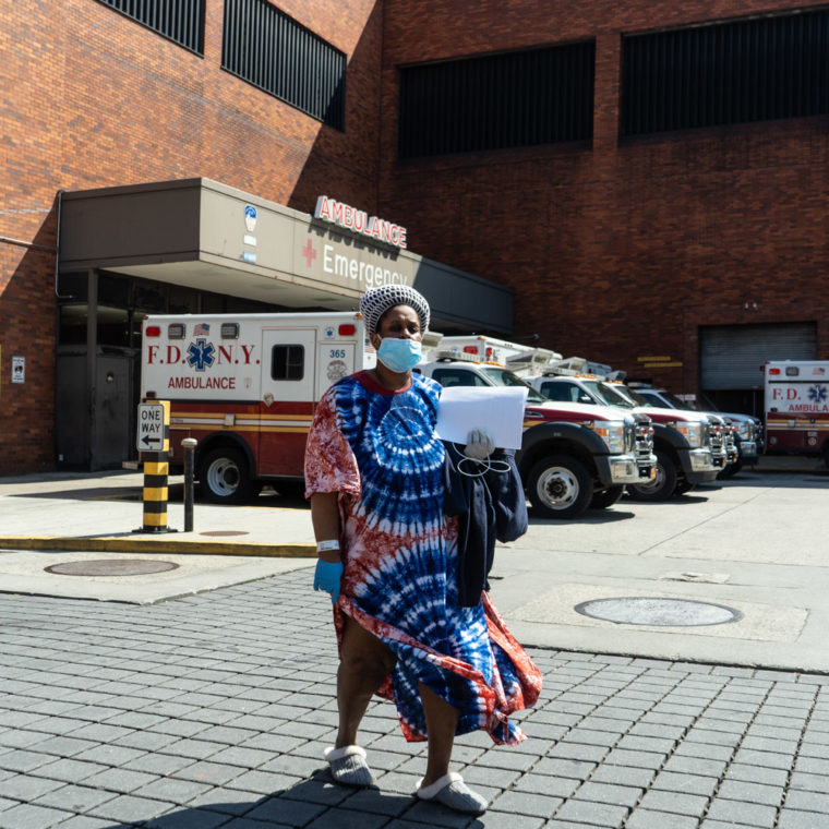April 19, 2020: Outside the emergency entrance at Lincoln Medical Center on East 149th Street, Bronx, New York. © Camilo José Vergara 