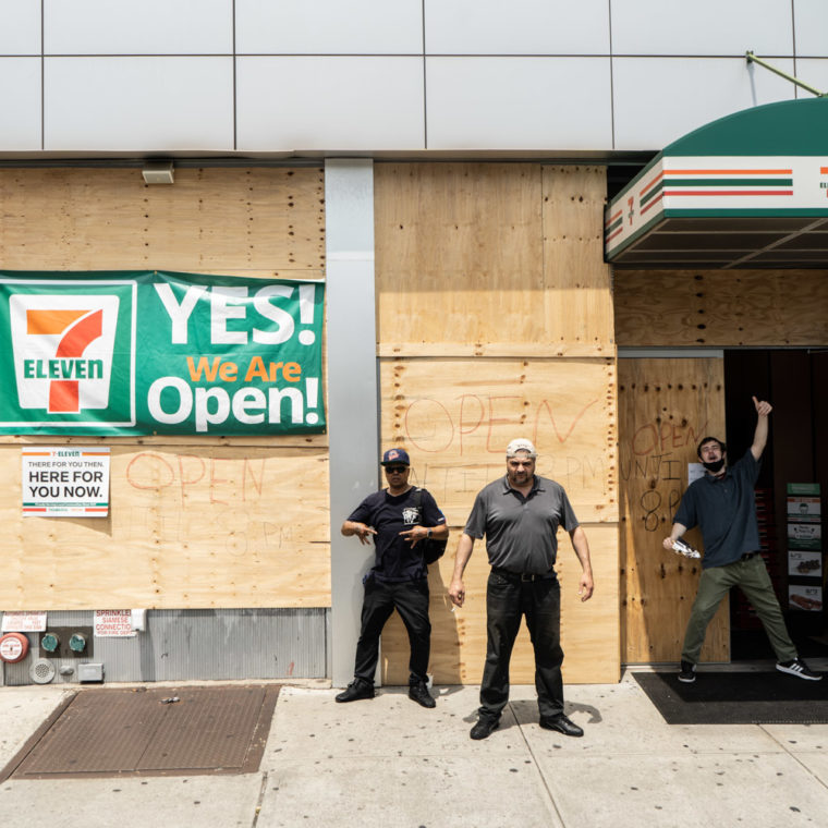 June 6, 2020: Tony, wearing the white hat, told me that this 7-Eleven, at 1239 Fulton Street in Brooklyn, New York, had been boarded up as a precautionary measure. © Camilo José Vergara 