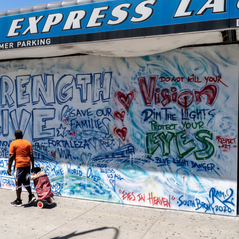 May 31, 2020: Covid-19 mural by Tony Cruz at the R&S Express Laundry Center, 2077 Southern Boulevard, Bronx, New York. © Camilo José Vergara 