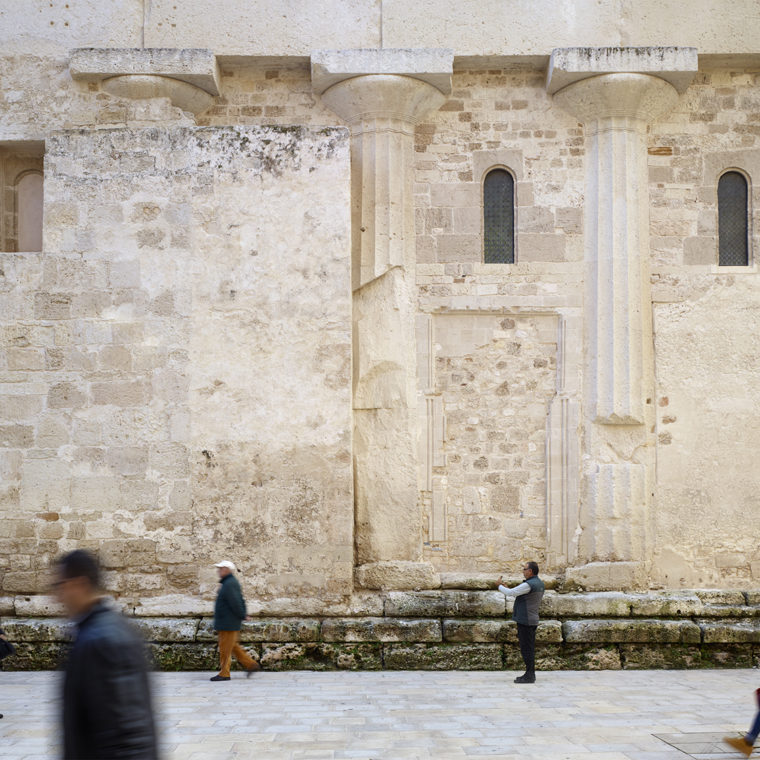 Remnants of the Temple of Athena incorporated into the Duomo of Siracusa, Siracusa, Italy. © Alan Karchmer. 