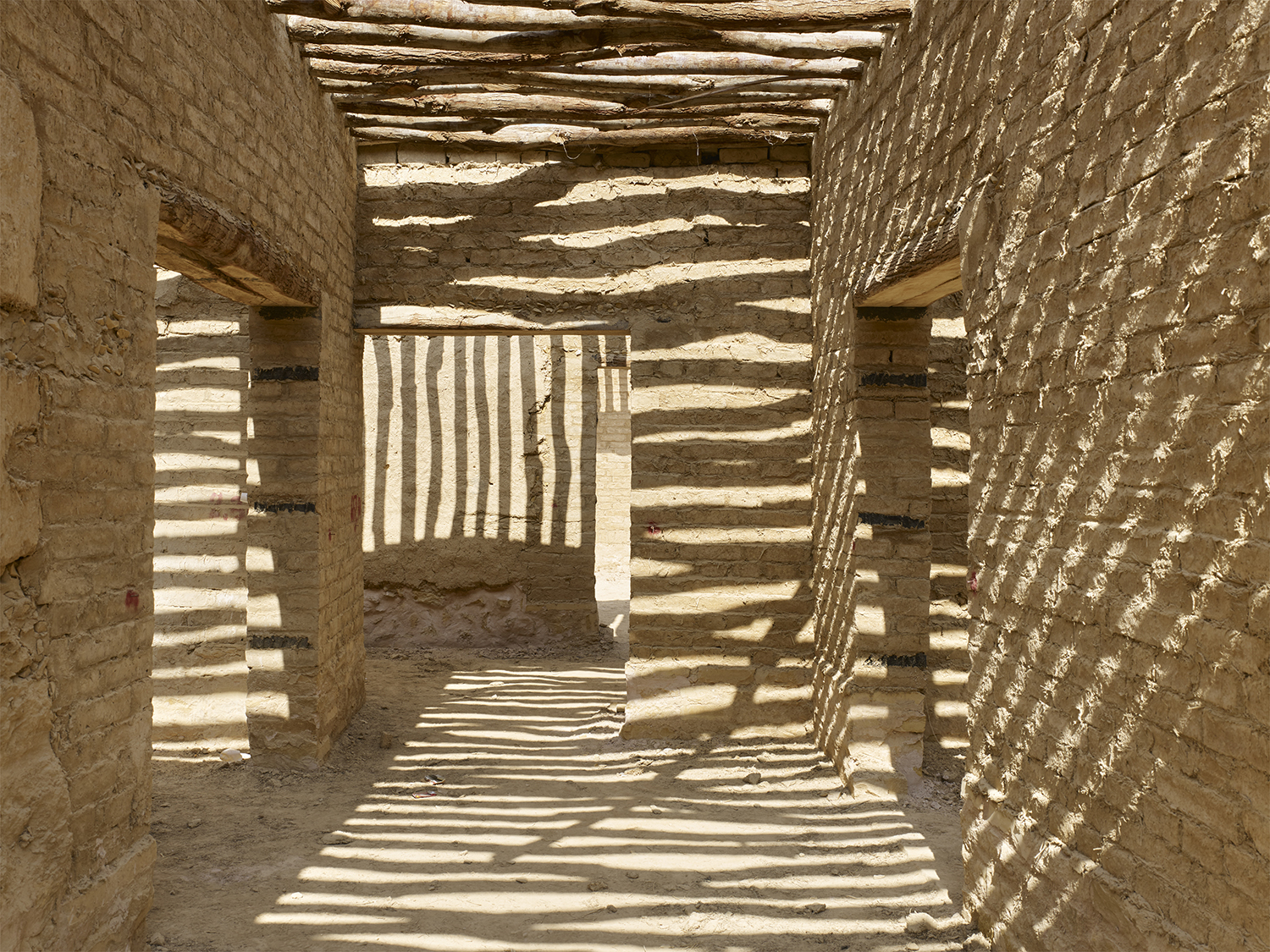 Reconstruction of an ancient building from the capital of the first Saudi dynasty, Turaif Historic District, Riyadh, Kingdom of Saudi Arabia. © Alan Karchmer.
